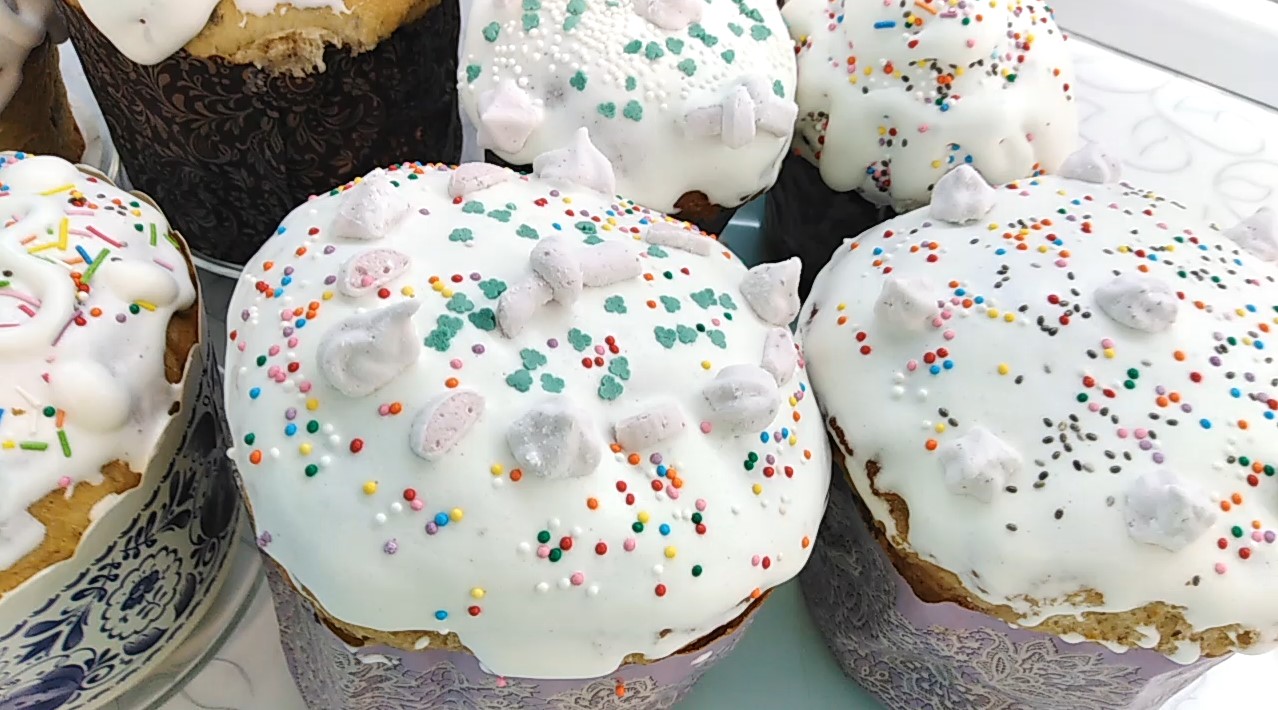 Заварная белковая ГЛАЗУРЬ для кулича, которая не крошится. Очень вкусно и просто