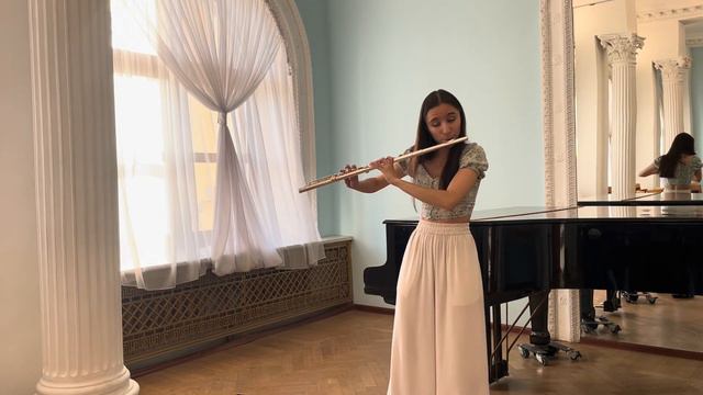 G.P. Telemann Fantasia No 6 in D minor for flute solo смотреть онлайн