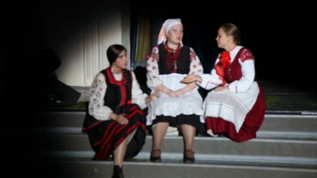 Дипломная концертная программа "Что на нашей улице" фольклорного ансамбля Разноцветье, часть 2 смотреть онлайн