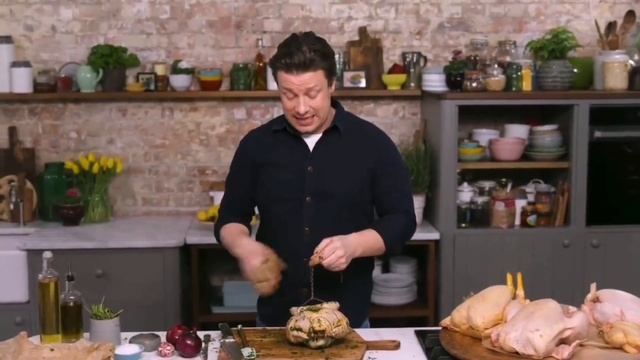 Как приготовить зажаристую курицу в духовке | Джейми Оливер смотреть онлайн