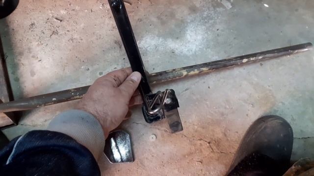 Racer Ranger RC300-GY8 / Боковая подножка чтобы не падать.