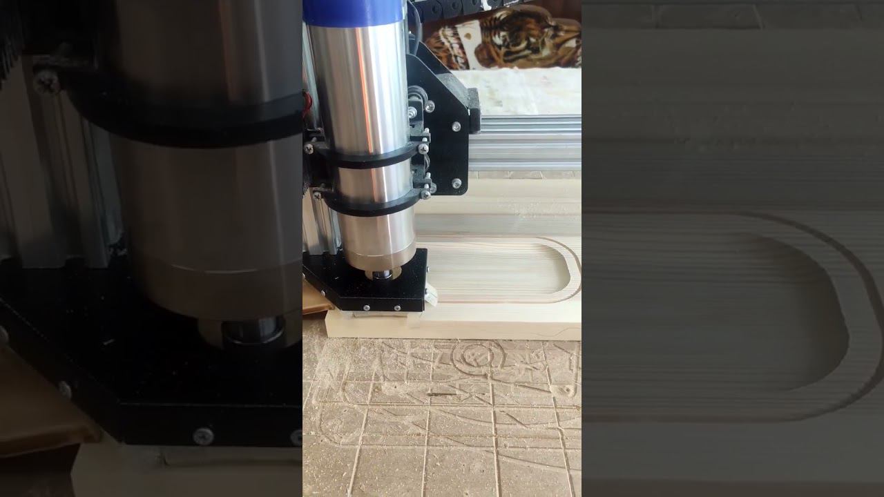 Обработка кедра на станке с ЧПУ смотреть онлайн