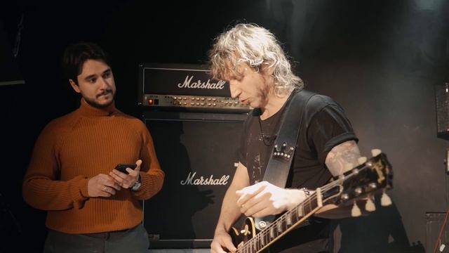 Гитарный стафф: педали и гитары | Какой ПЕДАЛБОРД у гитариста F.P.G? | SKIFMUSIC.RU смотреть онлайн