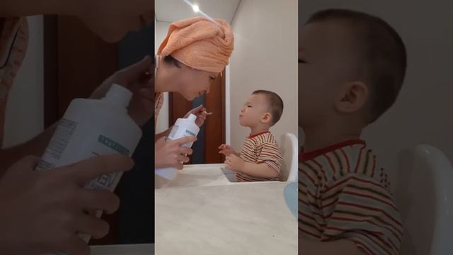 Жидкие витамины Вита Актив, питьевой гель Алоэ Вера со вкусом Персика LR - их так любят детки. смотреть онлайн