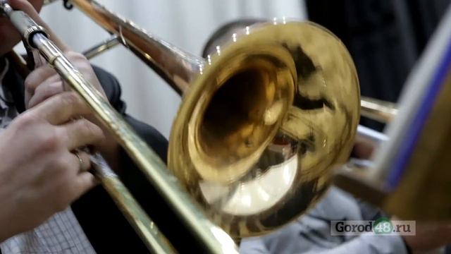 С пятницей поздравляет липецкий джазовый оркестр смотреть онлайн