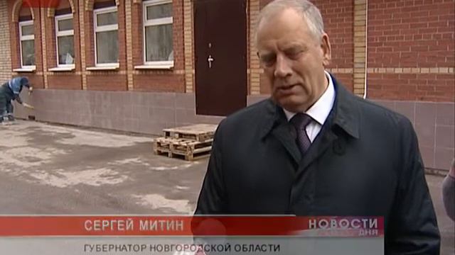 Сергей Митин оценил состояние территории, прилегающей к зданию на улице Ломоносова смотреть онлайн