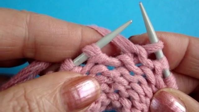 Урок 43 Скрещенная изнаночная петля вязание спицами Knitting basics смотреть онлайн