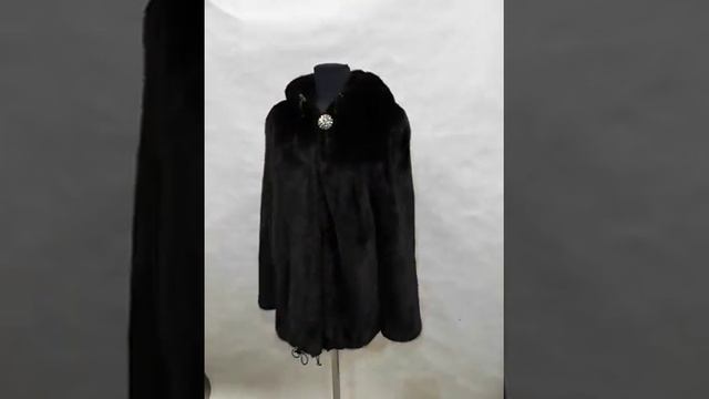 Красивый норковый полушубок с капюшоном смотреть онлайн