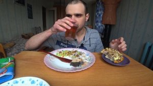 МУКБАНГ АСМР ГОРБУША / РИС / САЛАТ ОВОЩНОЙ С СУХАРИКАМИ / ПИРОГ С ГОРБУШЕЙ/ EATING ASMR Mukbang #521