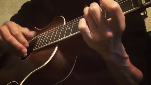 “Hang it on the wall” / “Shake it and break it” Charlie Patton смотреть онлайн