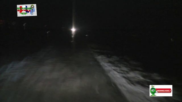 Пассаж дю Гуа (Passage du Gois) Дорога которая дважды в сутки уходит под воду смотреть онлайн
