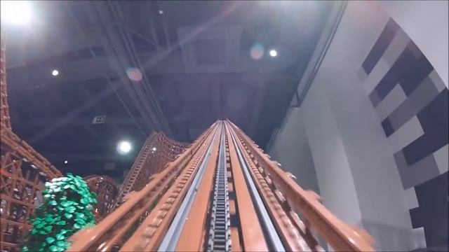 POV Ride on Worlds Largest LEGO Roller Coaster смотреть онлайн