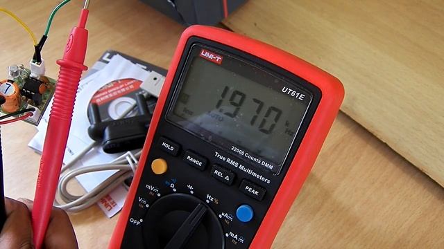 #14 True RMS Multimeter | Uni-t UT 61 E смотреть онлайн