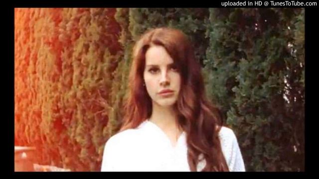 Lana Del Rey - Summertime Sadness (с синхронным переводом на русский) смотреть онлайн