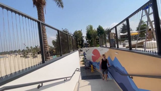 Влог Дубай , Отель Rove La Mer . Обзор самолета Emirates смотреть онлайн