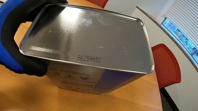 Масло Profix ATF/CVTF. Следы конвейерной линии на дне банки.