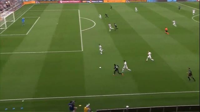 GOAL: Emanuel Reynoso, Minnesota United FC - 9th minute смотреть онлайн