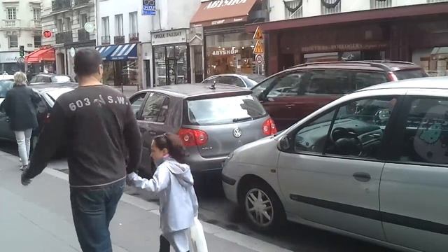 How to park your car in Paris смотреть онлайн