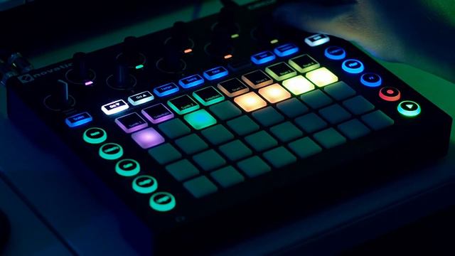 Novation Circuit - Firewall смотреть онлайн