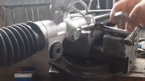 Как правильно смазывать рулевой рейки Toyota Camry 35