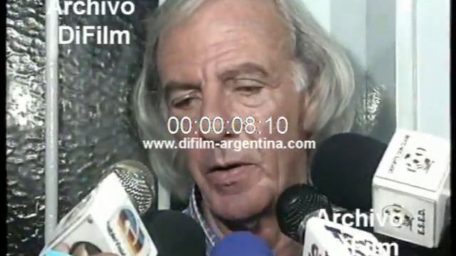 DiFilm - Cesar Luis Menotti sobre partido entre Independiente vs Racing (1997) смотреть онлайн
