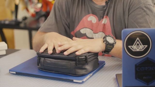 2 TIPS DE SUPERVIVENCIA Para Viajar Con Tu Apple MacBook - Las Terrenas Geek #012