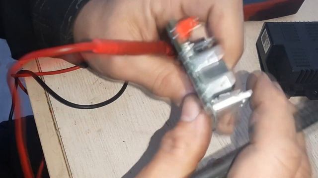 детский электромобиль постоянно едет назад. смотреть онлайн