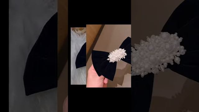 Бархатная заколка с жемчугом