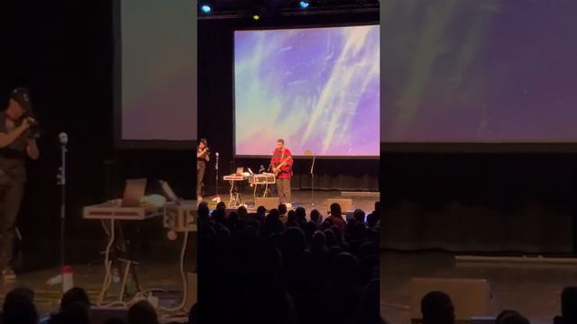 Noize MC Век-волкодав 13.05.22 Oslo смотреть онлайн
