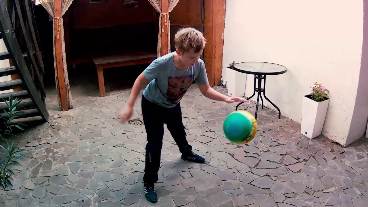 Набиваем мяч. смотреть онлайн