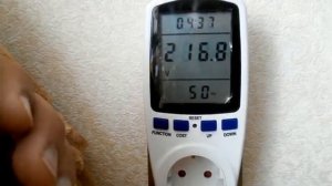 Сколько потребляет электроприбор? Простой ваттметр с функцией подсчёта стоимости киловатт/часов.