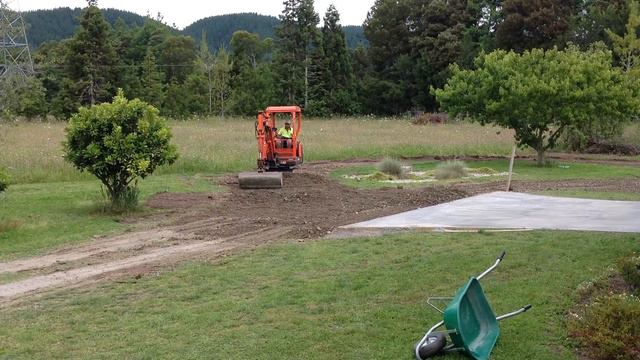 Groundwork Preparation for New Driveway смотреть онлайн