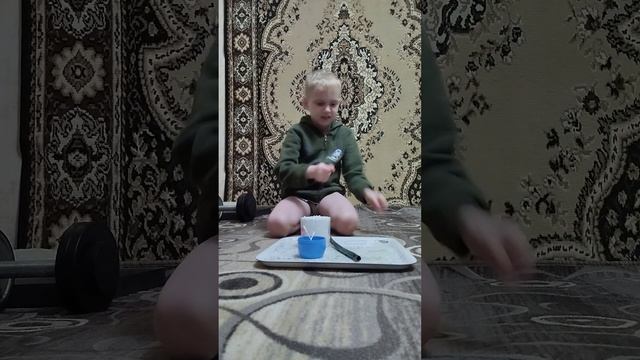 Реставрация двух металлических трубок, и превращение их в джедайский меч смотреть онлайн