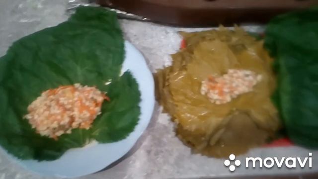 #голубцы #фаршированыелистья Голубцы в листьях шелковицы и винограда смотреть онлайн