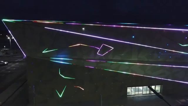 Фасад ТЦ 5 Планет. Дмитровское шоссе смотреть онлайн