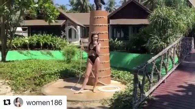 Поздравляем милых дам с праздником 8 марта и желаем вам МОРЕ ЛЮБВИ МОРЕ ПОЗИТИВА МОРЕ СЧАСТЬЯ МОРЕ