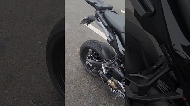 2022 S1000XR TRIPLE BLACK Austin racing Exhaust смотреть онлайн