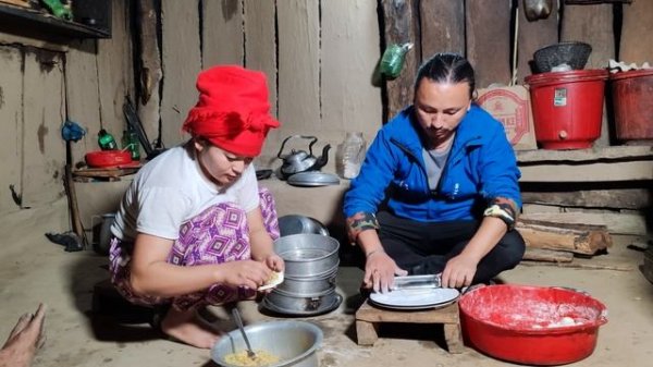 Veg Squash MOMO making & eating in my home आज सकुश को म: म: बनायर खाको एकदम मिठो भयो Tasty veg momo
