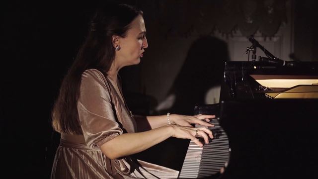 Elizaveta Panchenko / Елизавета Панченко "Подбитый танк" смотреть онлайн