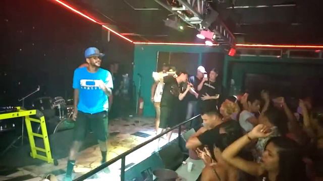 MC Cego na Boate MKB 11-10-2016 part 2 смотреть онлайн