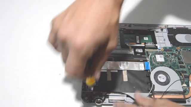 How to Disassemble Asus Q504U Laptop or Sell it. смотреть онлайн