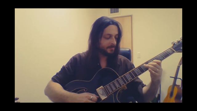 Giovanni Calderini Plays "Minor Swing" смотреть онлайн