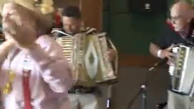 Button Box Buddies смотреть онлайн