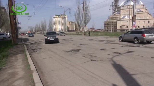 Все дороги ведут в Рим, а все плохие в Бишкек (ВИДЕО) смотреть онлайн