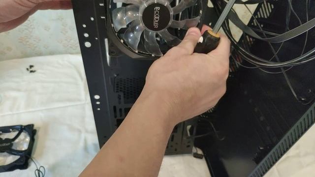 Huananzhi X99-F8 + E5-2696v3 + DDR4: 128GB (16GB*8) 2133Mhz