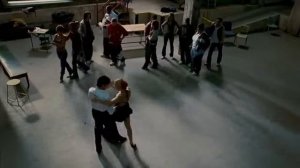 Антонио Бандерас показал новичкам как надо танцевать