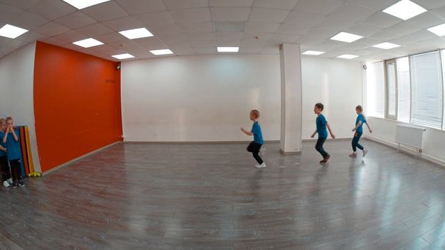 Академия Арт-Райз (уличные танцы) 4-6 лет (рук. Анастасия Гаврюшина и Олег Афонин) смотреть онлайн