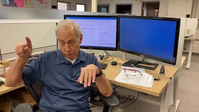 Do I need a music streamer? смотреть онлайн