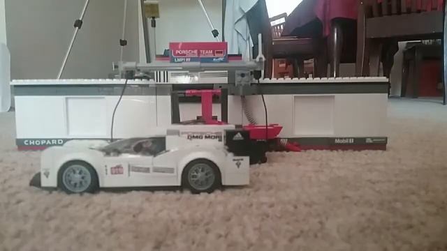 Lego Le mans pit stop - Lego stop motion смотреть онлайн