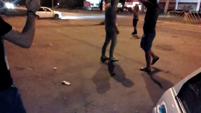 Танцы,танец ногами,прикол смотреть онлайн